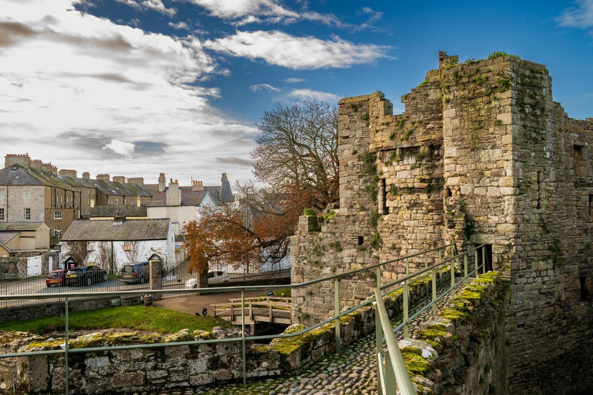 Hotel Castle Court Beaumaris Exterior foto