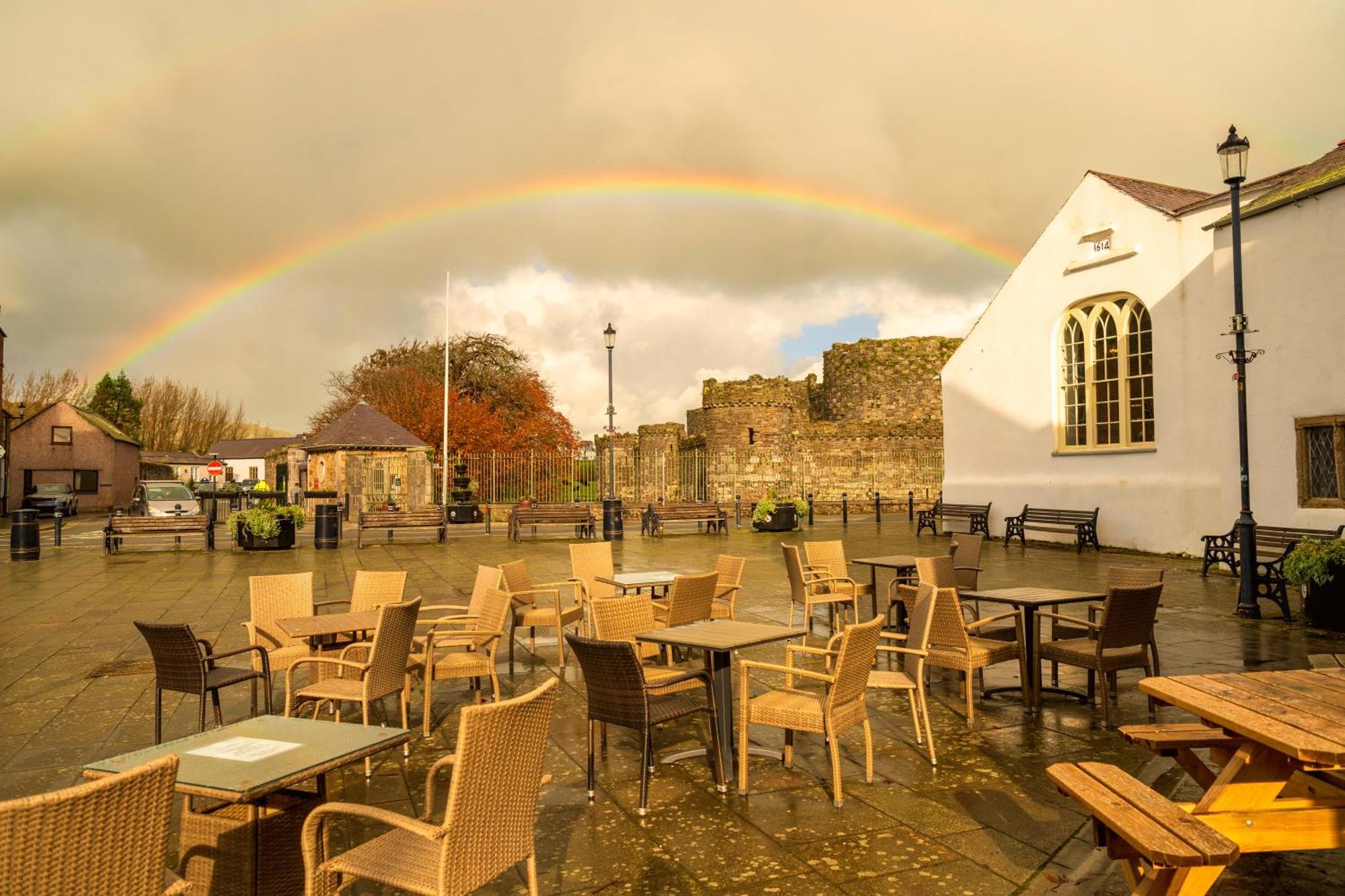 Hotel Castle Court Beaumaris Exterior foto